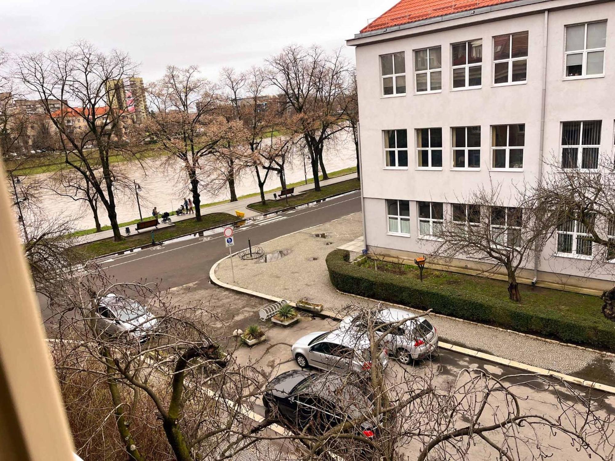 Апарт-Отель "Галаговъ" Oujhorod Extérieur photo